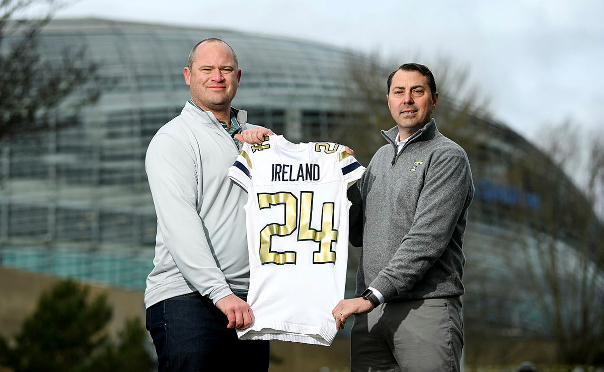 Georgia Tech Head Coach and Director of Athletics visit Ireland 